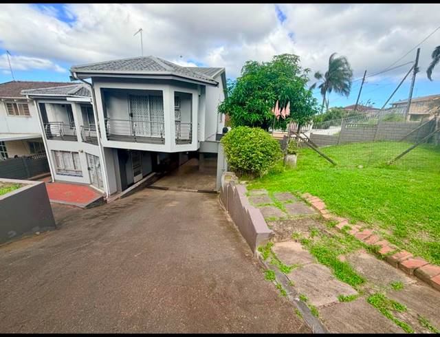 4 BEDROOM HOUSE FOR SALE IN HAVENSIDE